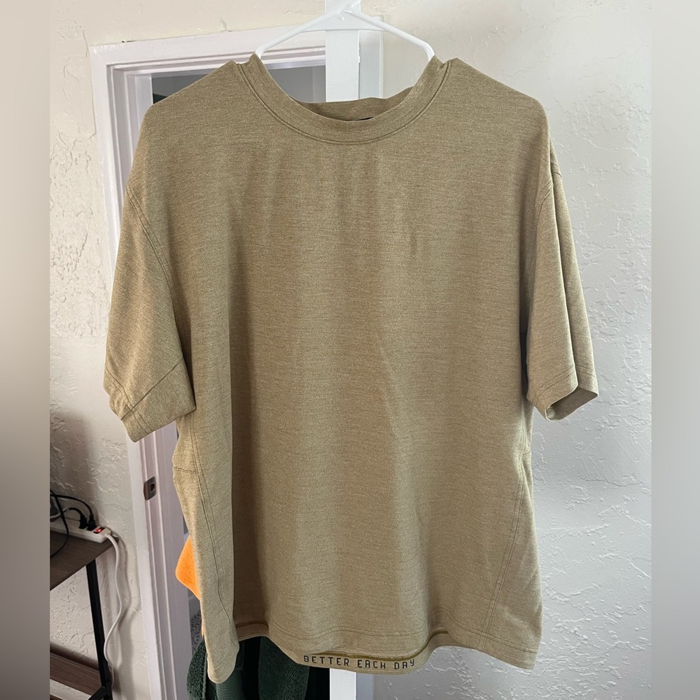 Men’s Lululemon L Train T-Shirt